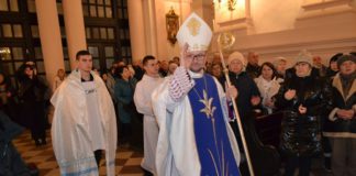 Урочистості Непорочного Зачаття у Бердичеві: святкова Меса, фреска та 30 років відновлення святині Урочистості Непорочного Зачаття у Бердичеві