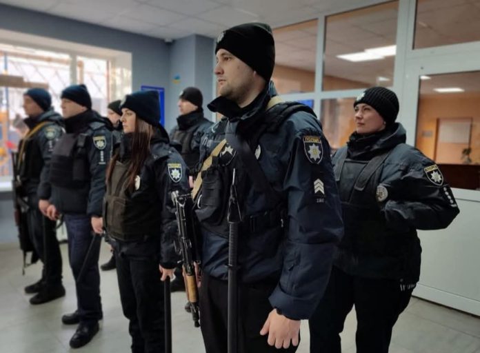Поліцейські Бердичівщини забезпечуватимуть безпеку та правопорядок у громаді під час новорічних свят