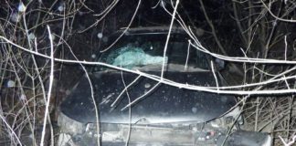 У Хажині автомобіль потрапив у кювет У Хажині автомобіль потрапив у кювет