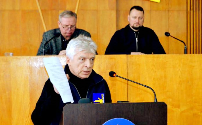 Кінчили депутати боротися за щастя людей чи ні, не відомо
