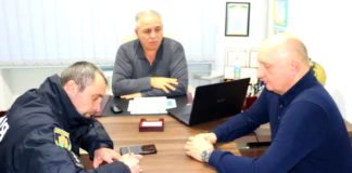 Влада та поліція обговорили питання безпеки Влада та поліція обговорили питання безпеки