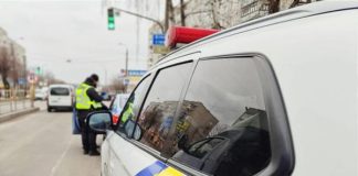 Бердичів: не мав права, але сів за кермо та отримав позбавлення волі Бердичів: не мав права, але сів за кермо та отримав позбавлення волі