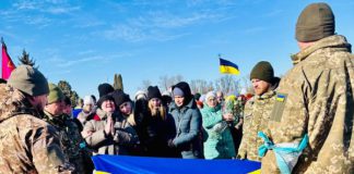 Бердичівщина попрощалася з офіцером-захисником Віктором Пітіком Бердичівщина попрощалася з офіцером-захисником Віктором Пітіком