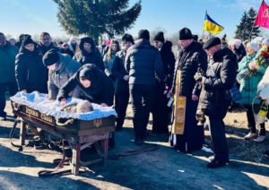 Бердичівщина попрощалася з офіцером-захисником Віктором Пітіком