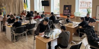 Бердичів вперше провів Чемпіонат міста з класичних шахів серед школярів Бердичів вперше провів Чемпіонат міста з класичних шахів серед школярів