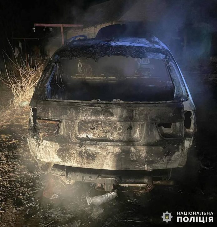 Поліція затримала причетного до підпалу автомобіля у центрі Бердичева  