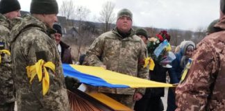 У Швайківці провели в останню путь Сергія Сідоренка У Швайківці провели в останню путь Сергія Сідоренка