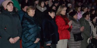 «Молитва Незламних»: у Бердичеві вшанували пам’ять і підтримали захисників на благодійному вечорі У Бердичеві вшанували пам’ять і підтримали захисників