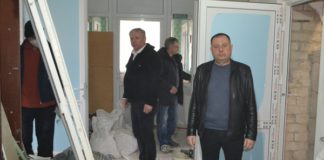 Ремонт дитячого відділення: Костянтин Гінгуляк показав міському голові хід робіт Ремонт дитячого відділення