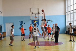 Всеукраїнські шкільні ліги Пліч-о-пліч та підтримка спорту