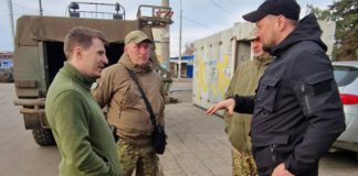 Секретар Бердичівської міськради Богдан Коляда розповів про чергову волонтерську поїздку на фронт Секретар Бердичівської міськради Богдан Коляда розповів про чергову волонтерську поїздку на фронт