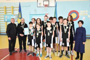 Ігор Бакановський підтримав юних баскетболістів