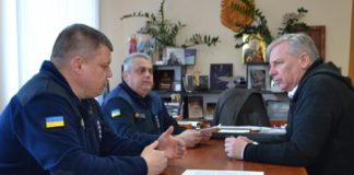 Сергій Орлюк обговорив із рятувальниками безпеку Бердичева: від слів до грошей Сергій Орлюк обговорив із рятувальниками безпеку Бердичева: від слів до грошей