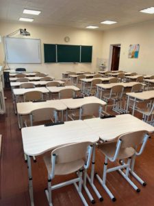 Ліцей №10 «ТРІУМФ» отримав нові меблі завдяки проєкту EU4UASchools