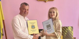 Гришковецька громада підписала Меморандум про співпрацю з Остерською громадою Гришковецька громада підписала Меморандум