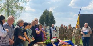 На Бердичівщині провели в останній путь Олександра Жулинського На Бердичівщині провели в останній путь Олександра Жулинського