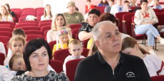 У Райківській гімназії відбувся мистецько-благодійний захід «Великодні дзвони» У Райківській гімназії відбувся мистецько-благодійний захід «Великодні дзвони»