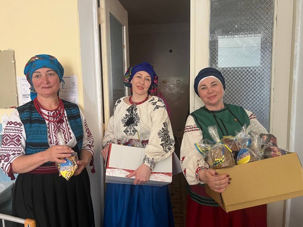 Гришковецька громада з Великодніми вітаннями завітала до наших захисників