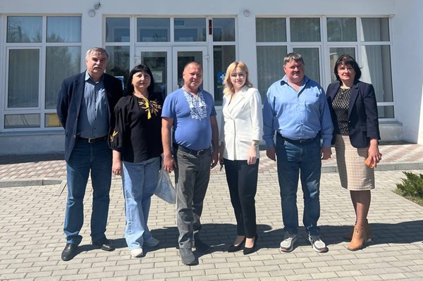 Гришковецька громада об'єднала зусилля з Новобузькою