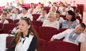 У Райківській гімназії відбувся мистецько-благодійний захід «Великодні дзвони»