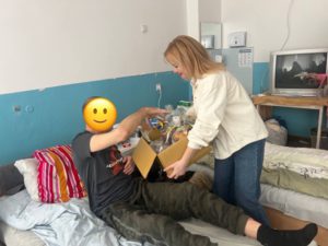 Гришковецька громада з Великодніми вітаннями завітала до наших захисників