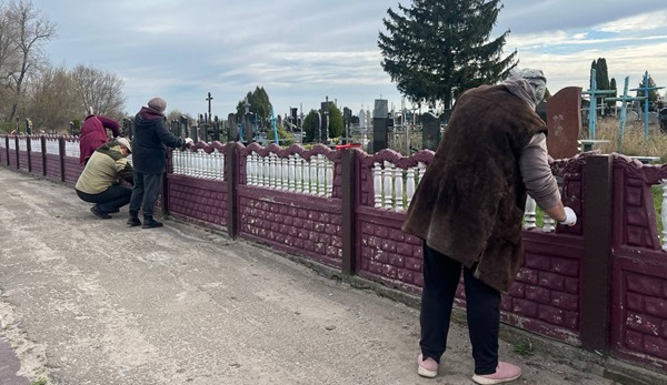 У Гришковецькій громаді ранок розпочався з толоки