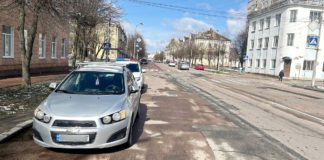 Поліція Бердичева повідомила офіційну версію ДТП із травмуванням двох дівчат на пішохідному переході Поліція Бердичева повідомила офіційну версію ДТП із травмуванням двох дівчат на пішохідному переході
