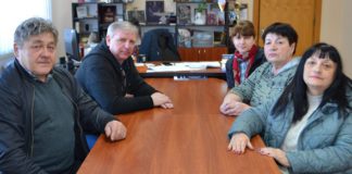 Педагоги ліцею № 15 прозвітували про поїздку до Ченстохови перед міським головою Бердичева Педагоги ліцею № 15 прозвітували про поїздку до Ченстохови