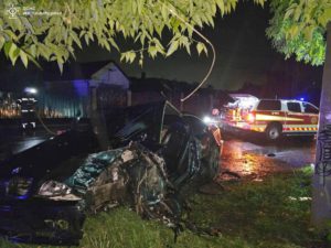 Нічна ДТП: у Бердичеві водія затиснуло в авто
