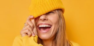 С чем носить женскую кофту: идеи на каждый день Імплантація зубів