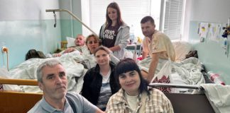 Громадське об’єднання Бердичева підтримує героїв війни у госпіталі Громадське об’єднання Бердичева підтримує героїв війни у госпіталі