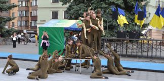 Бердичівський район урочисто відзначив День Конституції України Бердичівський район урочисто відзначив День Конституції України