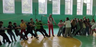 Територія 12: день розваг у таборі “Червона калина” Територія 12: день розваг у таборі "Червона калина"