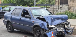 ДТП у Бердичеві: двоє травмованих, значні пошкодження автомобілів ДТП у Бердичеві: двоє травмованих, значні пошкодження автомобілів