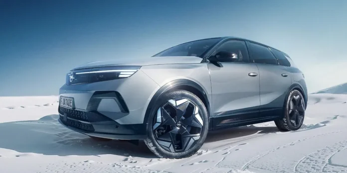 Електричний позашляховик Opel Grandland Blitz AWD вселяє надію