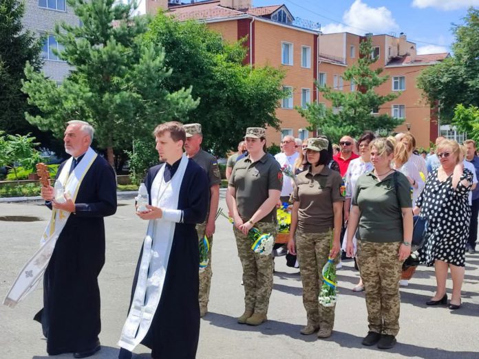 У Бердичеві вшанували загиблих медиків-героїв
