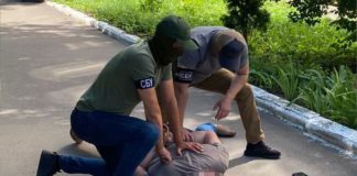 СБУ підозрює керівника громади Бердичівського району у хабарництві
