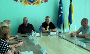 Пліч-о-пліч: громади об'єднують зусилля для відновлення після агресії
