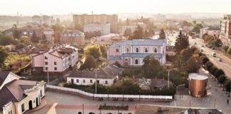 У Бердичеві до Дня Незалежності України відбудеться безкоштовна екскурсія з унікальними історіями міста Безкоштовна екскурсія в Бердичеві до Дня Незалежності 21 серпня 2025 | Історія міста