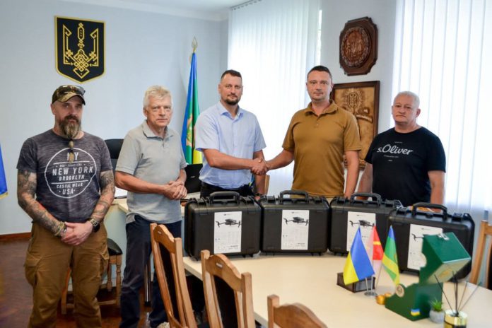 Бердичів передав 4 дрони Mavic 3Т для потреб 139-го батальйону