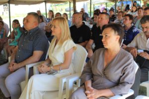 Ірена Лісова: у селі Гальчин відбувся благодійний аукціон на підтримку ЗСУ