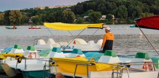 Прогноз погоди Бердичів на вихідні 23–24 травня: тепло, хмарно та можливі дощі Відпочинок на катамаранах на річці Гнилопять