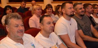 Спортивне свято в Бердичівському театрі на Європейській: Об’єднання тренерів, спортсменів і влади Житомирщини під час Європейського тижня спорту 24 вересня 2025 Спортивне свято в Бердичівському театрі на Європейській