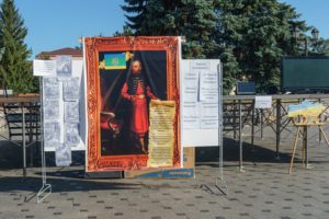 Бердичів оживає: вистава з паном Тишкевичем та Ізєю