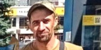 Бердичів у скорботі: громада прощається із загиблим Героєм Артемом Тетеруком Бердичів у скорботі: громада прощається із загиблим Героєм Артемом Тетеруком