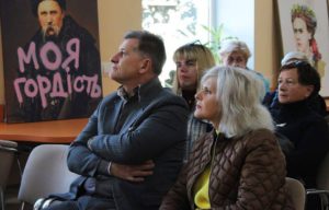 Бердичів туризм, історія Бердичева, екскурсія Бердичевом, культурні заходи Бердичів, Олексій Побережний, краєзнавство Житомирщина, туристичні маршрути Бердичів, спадщина міста Бердичів, семінар в бібліотеці Бердичів, розвиток туризму Бердичів, пам'ятки архітектури Бердичів, фестивалі культури Бердичів, екологічні стежки Бердичів, регіональний туризм Україна