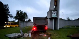 Аварія з вантажівкою: водій Mercedes-Benz Arocs втратив свідомість ДТП у Рівне