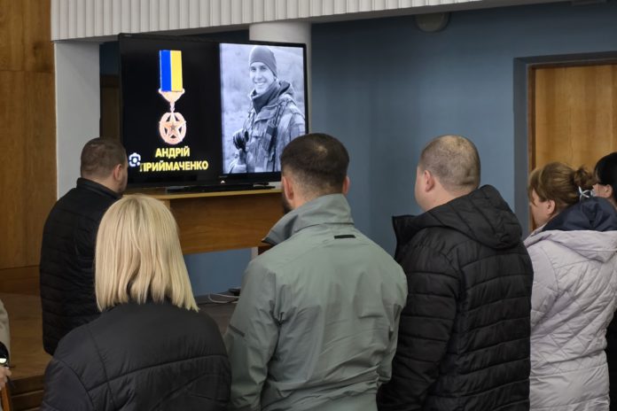 Бердичів вшанував Героїв України: посмертне звання Почесних громадян для захисників