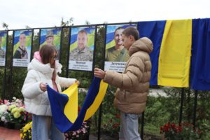 Алея пам’яті Райки, Швайківська громада Герої, вшанування захисників України, Сергій Мовчан, Олег Демченко, Олександр Курячий, Дмитро Дячук, війна за Незалежність 2025, Житомирщина патріотизм, пам’ять про загиблих воїнів, ЗСУ герої, волонтерство та підтримка армії, українські захисники, новини Бердичівщини, вічна пам’ять Героїв, подвиг воїнів України