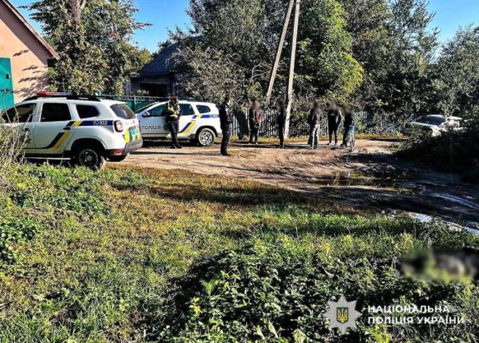 Трагедія в Бровках Других: Жінка Забита до Смерті Сусідкою